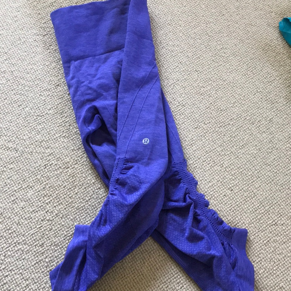 Lululemon cropped pants